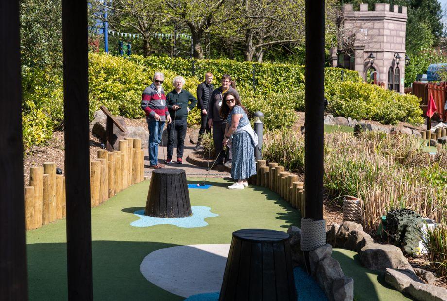 Alton Towers Mini Golf