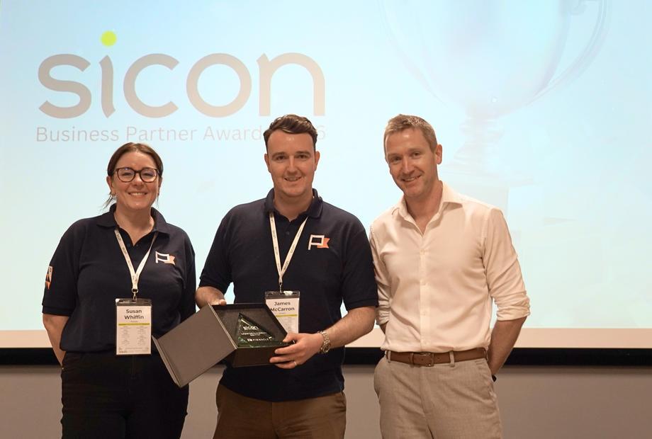 Pinnacle Double Award Vision 2026